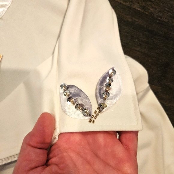 Ameri Mode Lightweight Embellished Floral Full Zip Blouse Jacket - White- SZ XL - Picture 2 of 8